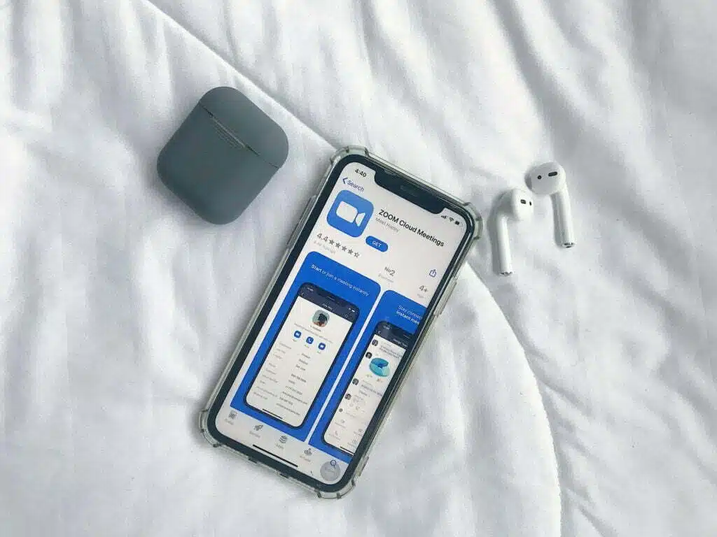 beli Zoom premium